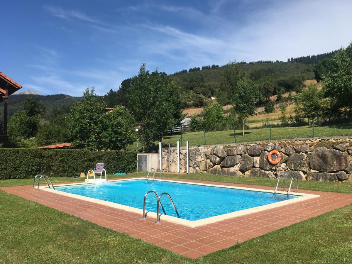 Precioso Chalet Junto A Potes Con Piscina-4 Hab,3 Banos 奥耶多 外观 照片
